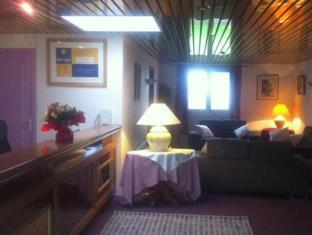 Contact Utah - Anciennement Kyriad Hotel 3*