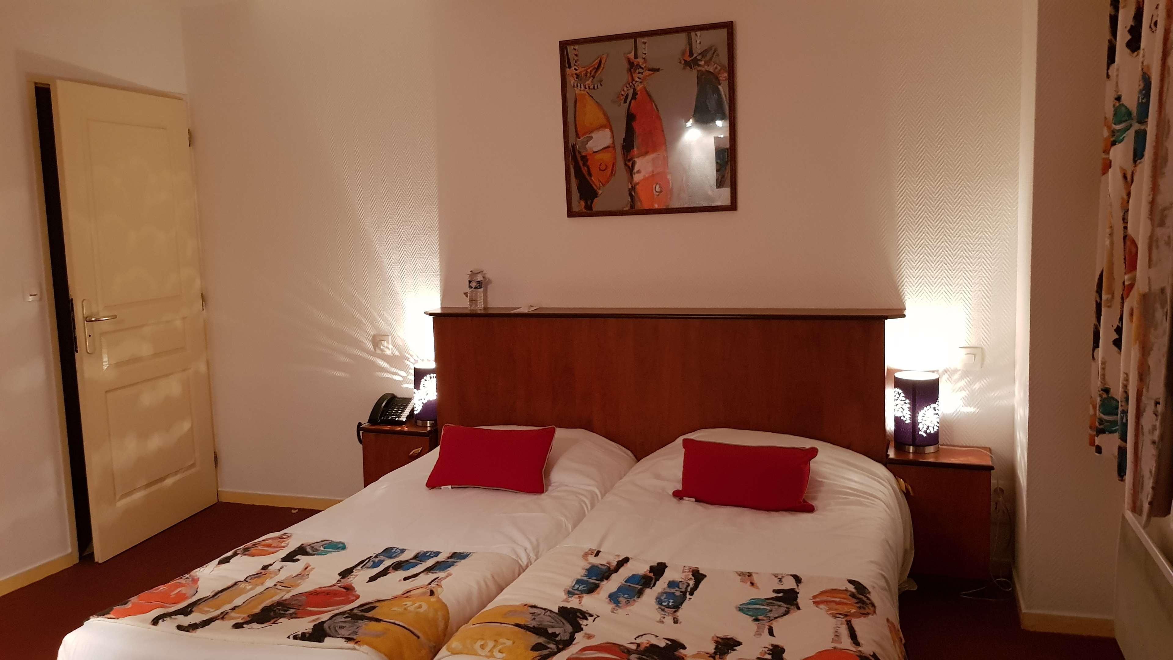 Contact Utah - Anciennement Kyriad Hotel Carentan