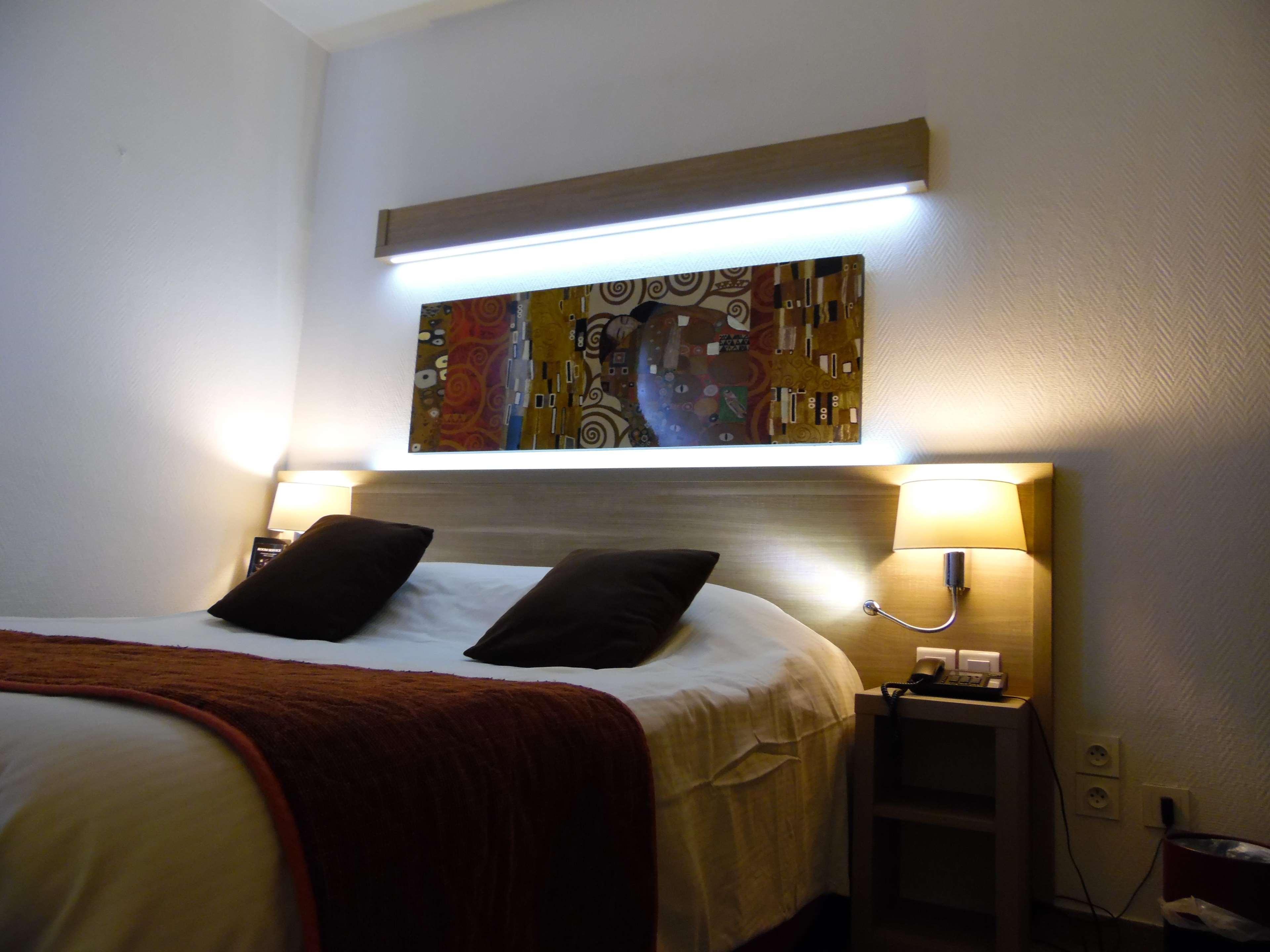 Contact Utah - Anciennement Kyriad Hotel 3*